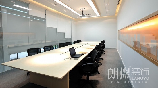 高新技術(shù)公司辦公室裝修效果圖-大型會議室